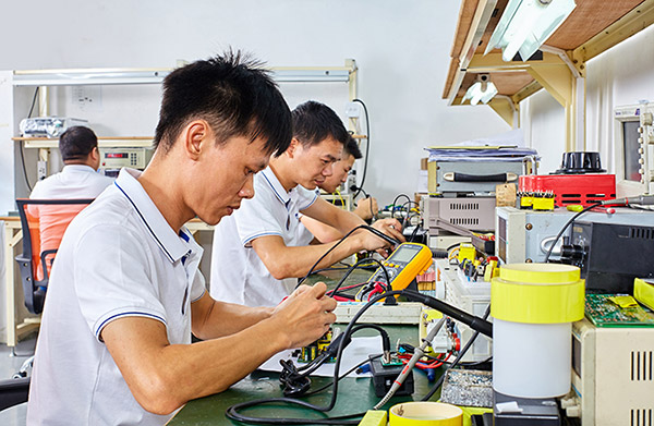 文通電子研發工程師風采